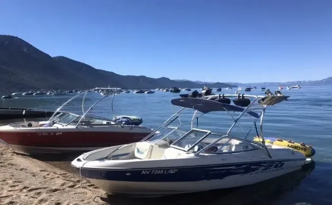 22ft Bowrider for rent in Lake Tahoe