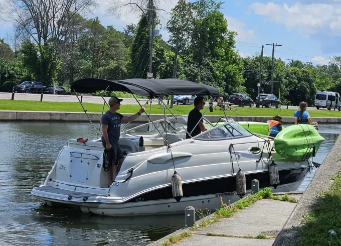 25ft Captained Cruiser – LaSalle, Ontario, CANADA