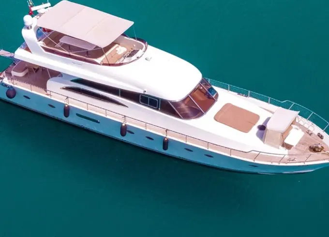 Power in İstanbul Amazing yacht
