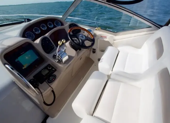 32ft Sea Ray Sundancer in Cabo San Lucas, Baja California