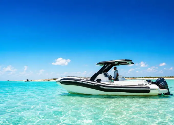 Yamaha SX240 Speedboat to Dolphin House Reef with Captain in Hurghada