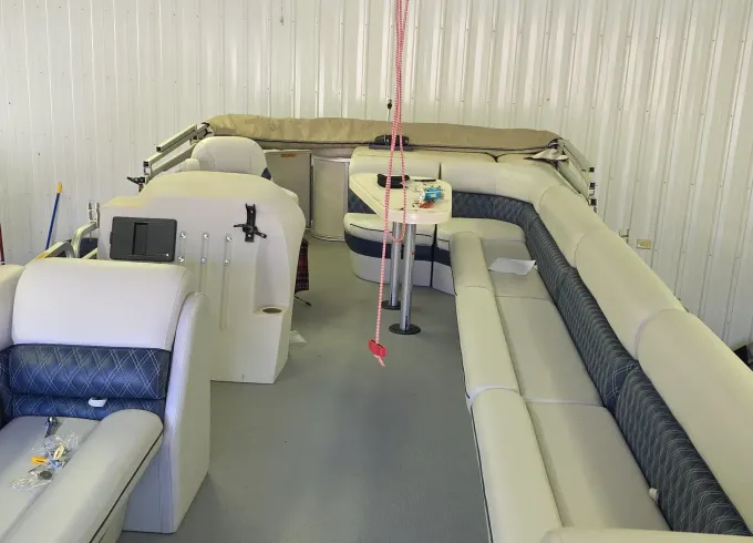 27ft Party Kraft For 18 With Captain. Perfect For Bachelor And Bachelorette!