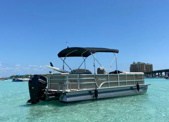 10 Person Suntracker Pontoon Fort Walton Beach - Fuel included