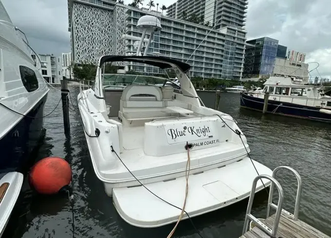 44ft New Sundancer Yacht In Miami!