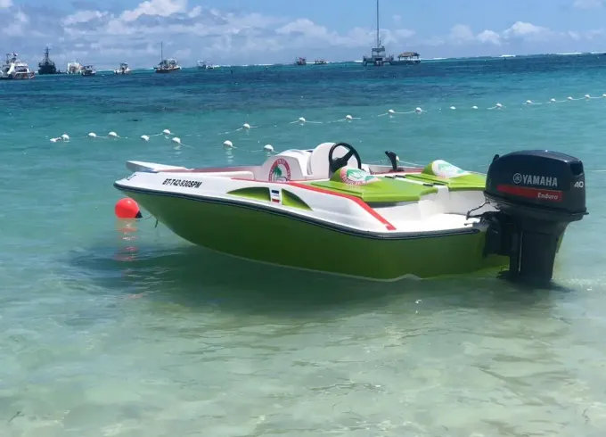 Half Day Speed Boat Tour in Punta Cana, La Altagracia