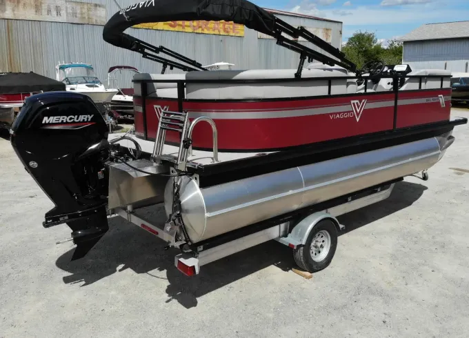 A Cruise You Could Use! Come Treat Yourself On This Spacious Pontoon