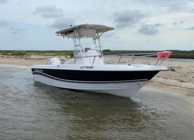 Proline 23ft Center Console Fishing Boat for Charter in Suffolk