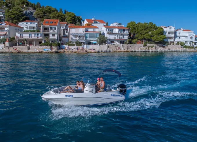 Quicksilver 555 commander - Tribunj, Sibenik-knin County