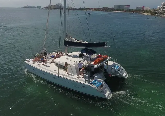 Lagoon 450 Cruising Catamaran in Cancún
