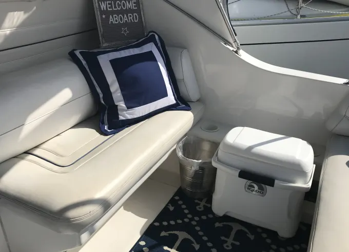 Cruise San Diego Bay on a 40’ Cruisers Yacht with an 5 Star Captain!
