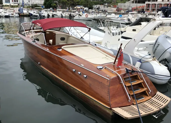 Iconic Riva Acquarama Vintage Motor Boat in Agropoli, Campania