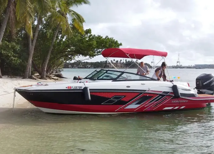 Private 27ft Monterey Boat Rental – Chill, Swim & Cruise Fort Lauderdale