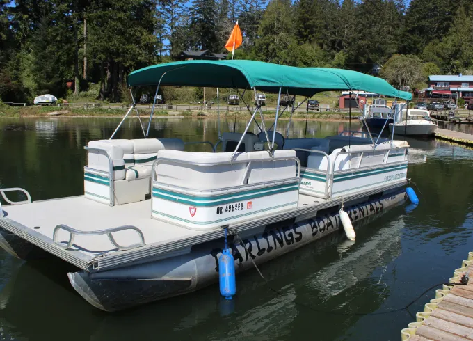 24ft Pontoon Boat Siltcoos lake