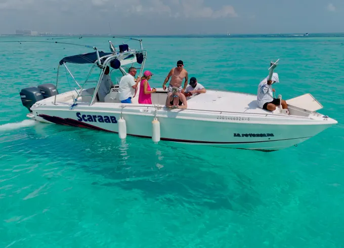 30FT CENTER CONSOLE READY FOR FUN!!