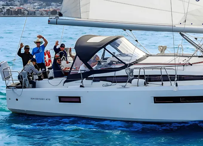 Sausalito: 41ft Jeanneau 410 Sun Odyssey Sailing Charter for Up to 10 Guests