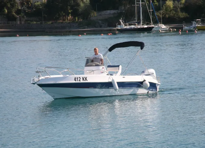Rent Bluline 19' open, Honda BF100 in Vela Jana, Krk