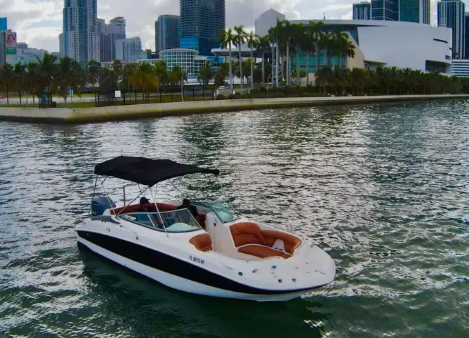 Awesome! 24' Hurricane in Miami, Florida! Best PRICE, best Experience!