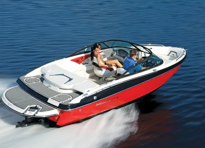 21ft Monterey~ Lake Minnetonka ~Ski/Tube~150/hour~On Demand
