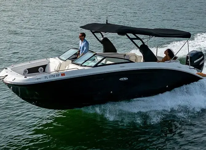 Explore Miami with the Sea Ray 29ft Deck Boat - 2022!