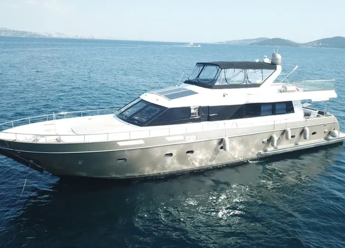 Luxury 88' Motor Yacht Charter in İstanbul, Turkey