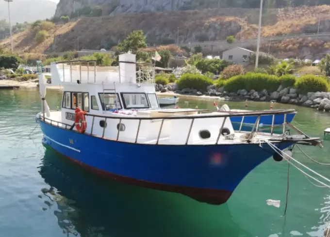 Gozzo 42' Boat for Charter Aegadian Islands on Albatros