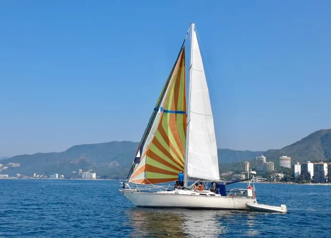 MACARENA | Classic & Beautiful Sailing Vessel, Custom 38ft.
