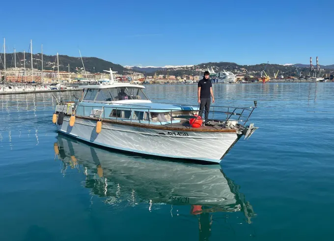Italian Elegance at Sea: "La Dolce Vita" Experience - 42ft Cantieri di Pisa