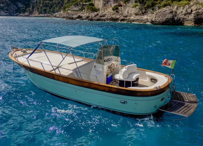 Savor the Sea Breeze: Capri by Apreamare 9 Gozzo!
