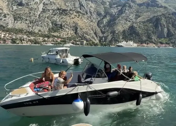 Barracuda 686 WA Speedboat Tour in Kotor Bay - Perfect for Families
