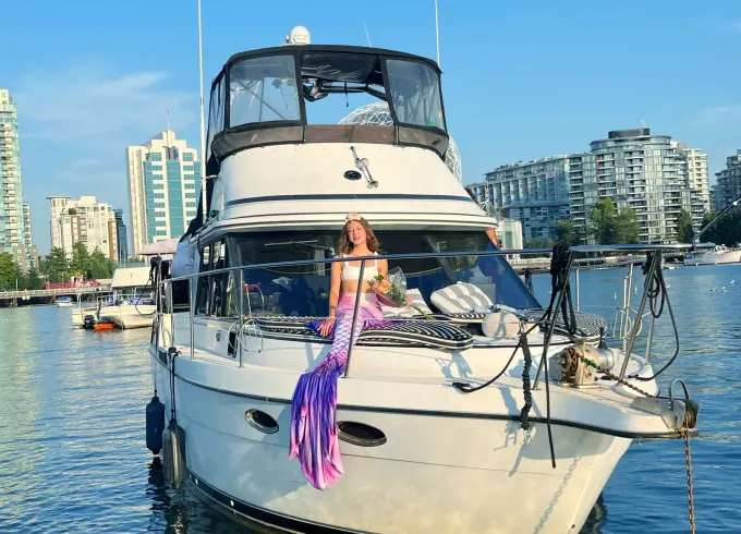 40ft Luxury Vancouver Yacht W/Captain Orianna Lacey