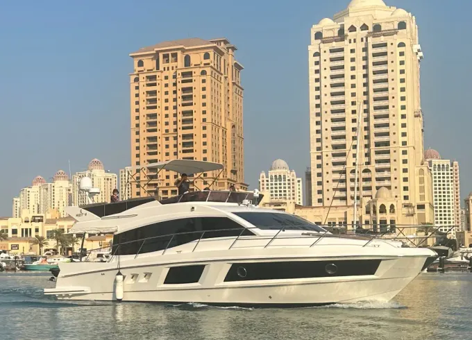 ENJOY LUXURY MAJESTY 50ft IN DOHA 12 guest