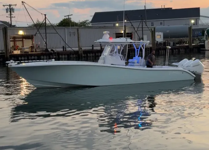 2025 yellowfin 34 luxury center console