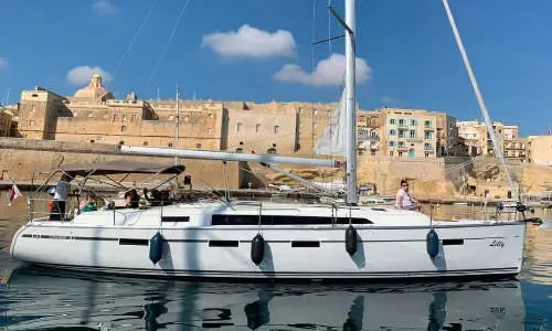 2022 Bavaria 41 Sailing Yacht Charter in Il-Kalkara, Malta