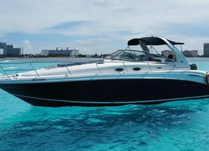 Experience Cancun on our 39ft Pies Motor Yacht!