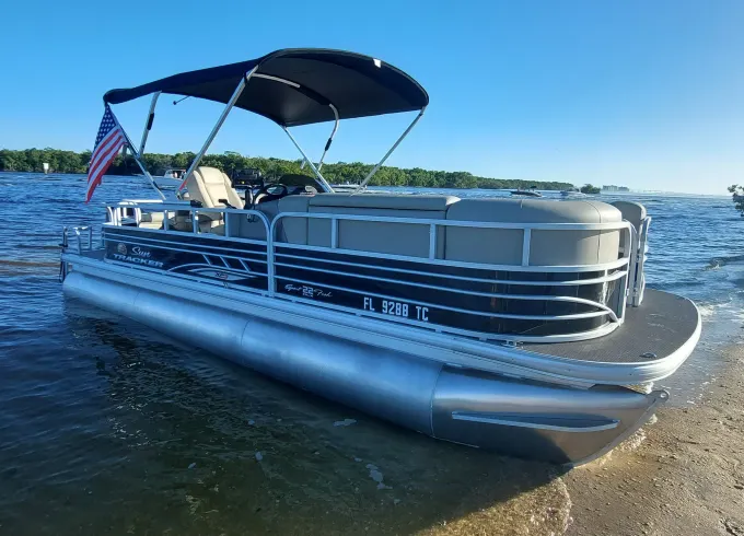 2021 Pontoon 24' - SUNTRACKER SPORTFISH - in Cape Coral FL, up to 10 passengers