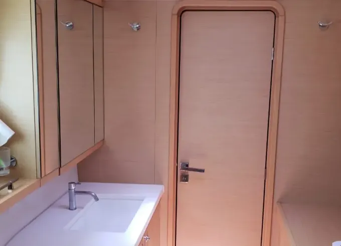 Lagoon 450 Cruising Catamaran Charter for 6 People in Angra dos Reis, Brazil