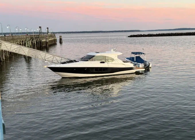 Stamford Luxury Escape: 45ft Cantius Yacht with Space for 12 Guests