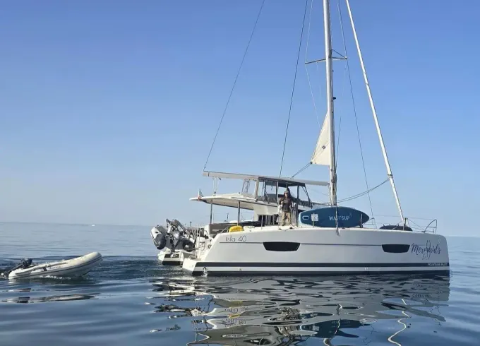 Catamaran Fountaine Pajot Isla 40 to explore the majestic Tagus River