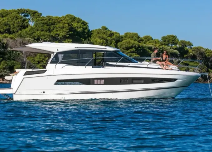 37ft Jeanneau DB Motor Yacht boarding in Antibes, Cannes, St Tropez or Monaco