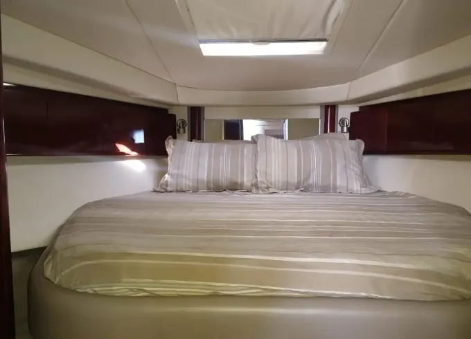 Sea Ray Sundancer Motor Yacht Rental in Cancún, Quintana Roo