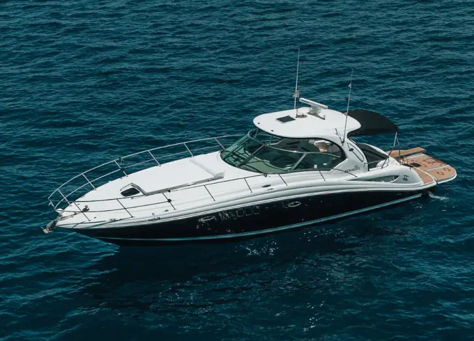 Luxurious Sea Ray Sundancer 455 Yacht Experience in Ammochostos
