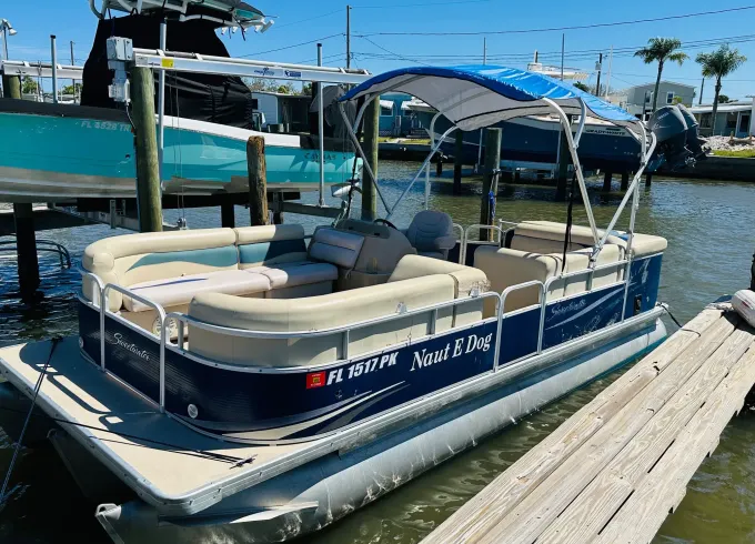 22' Sweatwatter pontoon, Yamaha 115HP, up to 14 people - gas included Bay Pines