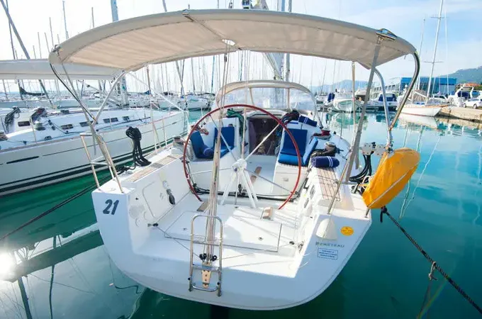 Charter Beneteau First 35 Crusing Monohull in Zagreba, Croatia