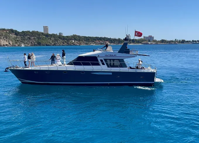 Motor Yacht Rental in kundu  Antalya, Turkey