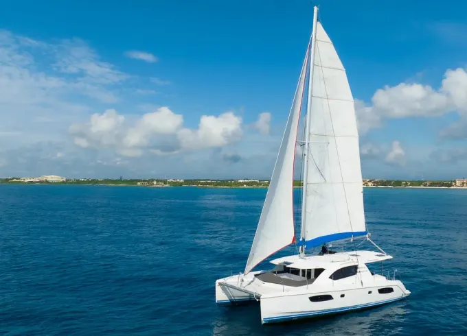 44' Leopard Catamaran All-Inclusive Charter in Tulum Beach.