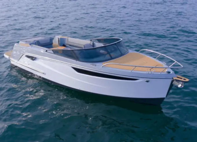 Exclusive Experience: (1h) One Hour Luxury Tour on Lake Como