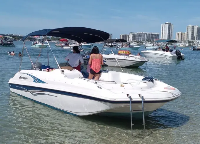 Godfrey Sundeck 187 S Ski Boat