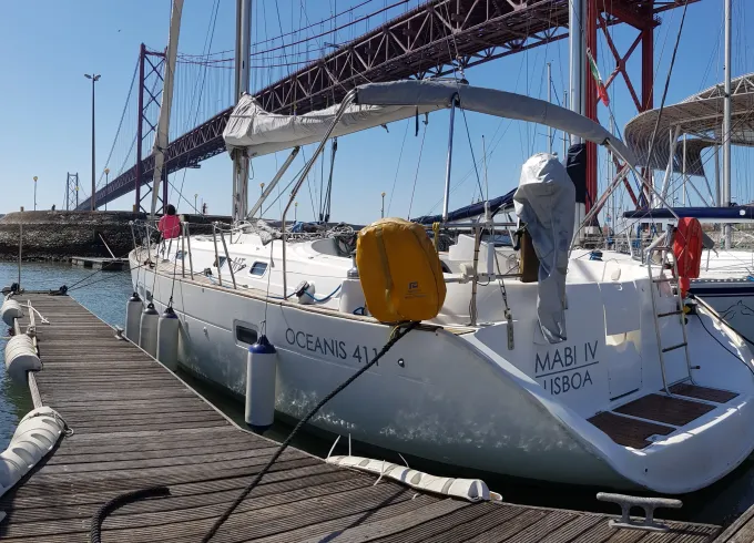 Unbelievable Trip in Lisboa, Portugal with this Sailing Yacht