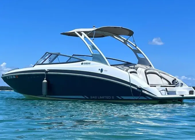 Yamaha 242 Limited S Bowrider Rental in Renton, Washington