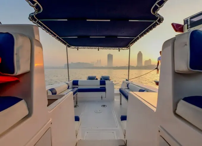 31ft Dubai Fishing Trip